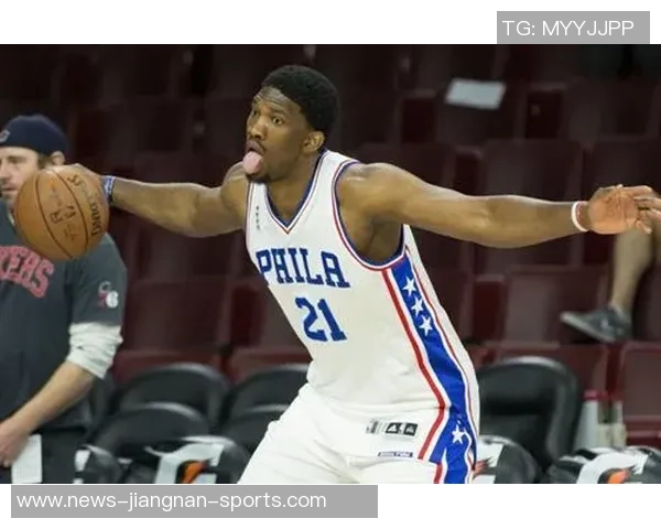 阿努诺比分享防守恩比德的策略与挑战全力以赴争夺每一个球权