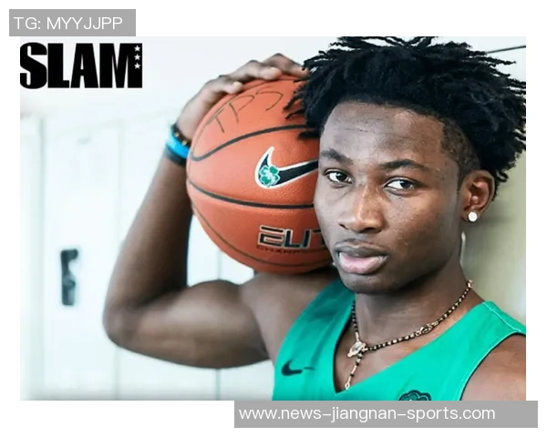 库明加重返社交媒体分享休赛期精彩瞬间合辑